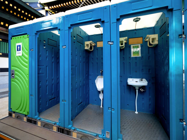 Best Affordable porta potty rental  in Geneseo, IL